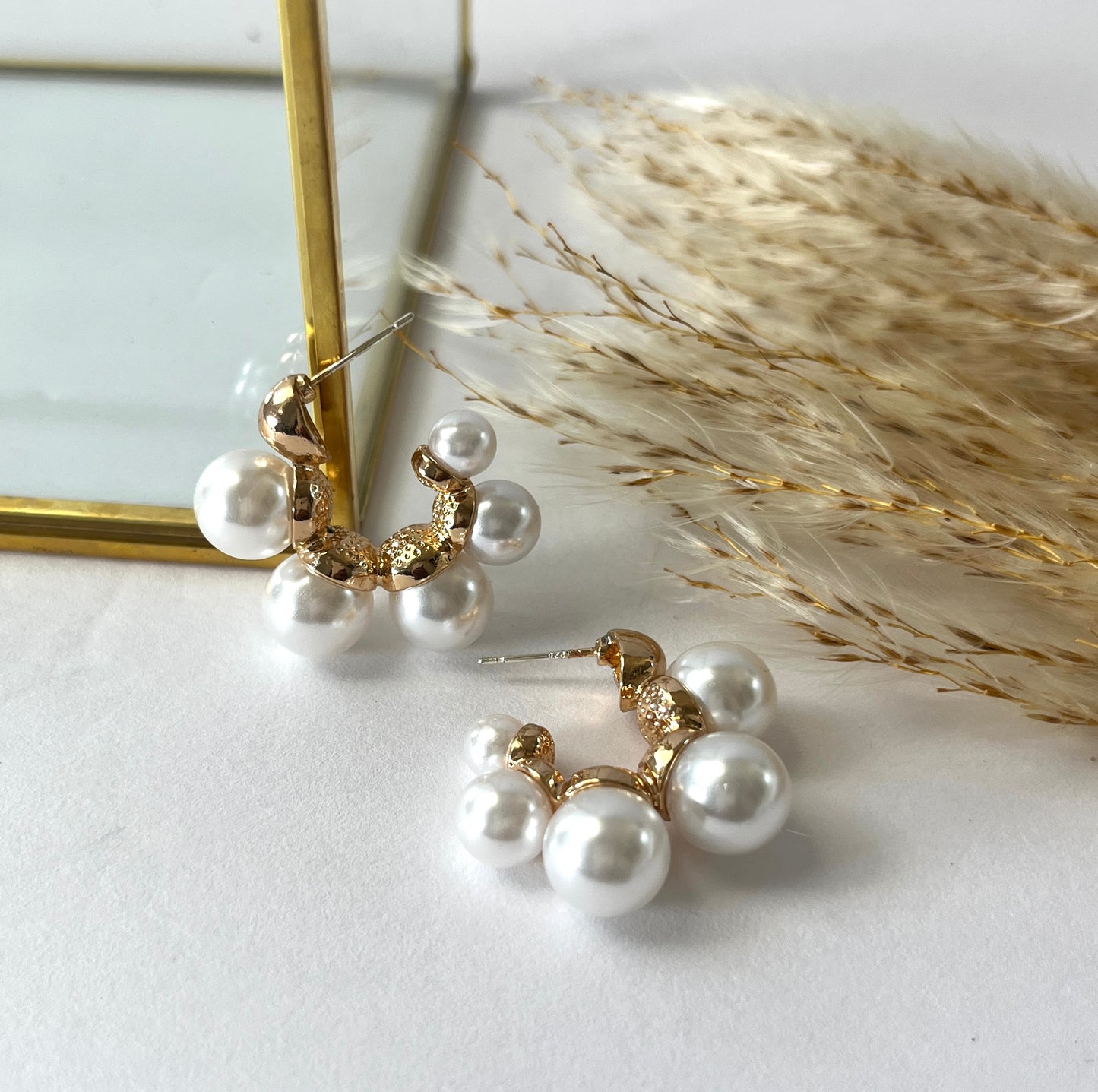 Treasures of gold and pearls